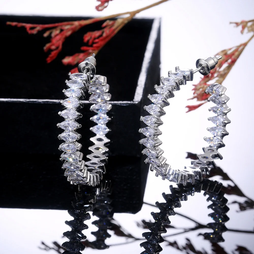 Sliver diamond earrings - Picture 6 of 9